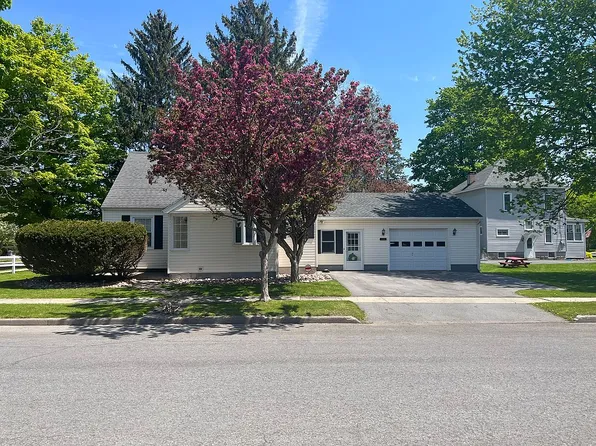 226 Harewood Ave, Watertown, NY 13601