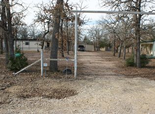 2271 Dead End Ln, Ledbetter, TX 78946