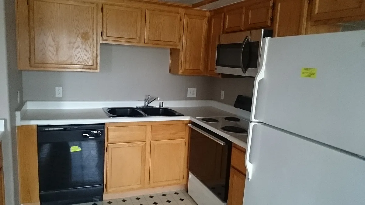 Building Photo - 8410 Eldora Ave #2041