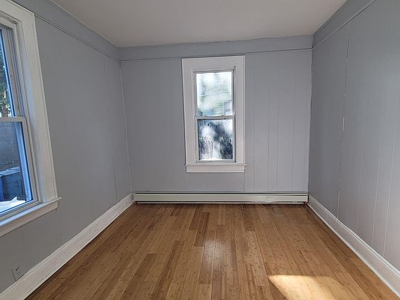 4th image of 208 Munn Ave #1A