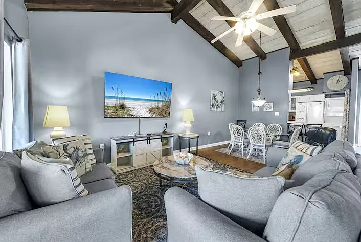 2 bed, 1121 sqft, $4,000 — Photo 3