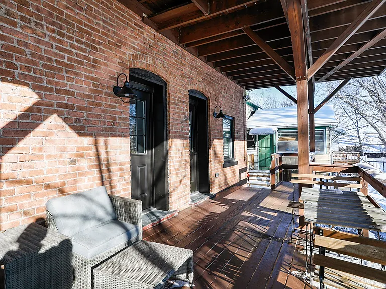 1331 E Dayton St #1 — Photo 33