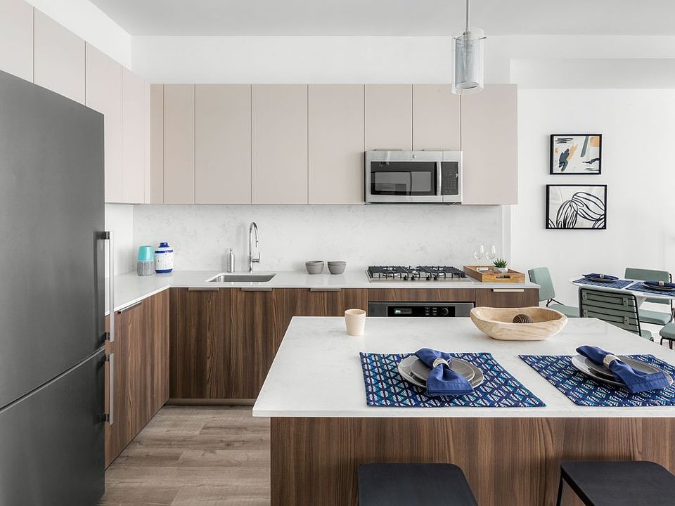 1st image of 1 Dutch St APT 9D