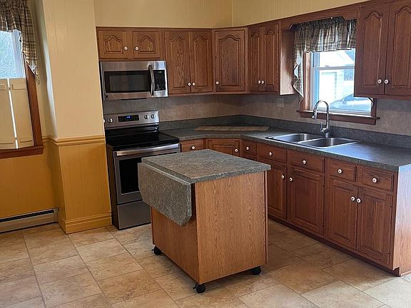 5th image of 2022 Everett Rd