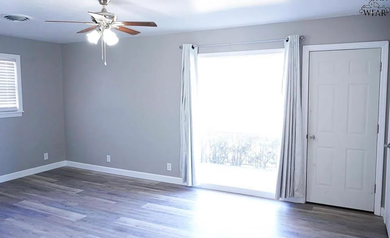 4 bed, 2.0 bath, 1710 sqft, $1,600 — Photo 3