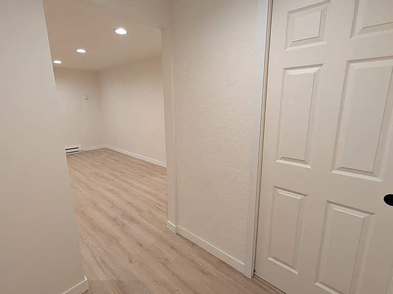 1025 E Coeur D Alene Ave #10 — Photo 3