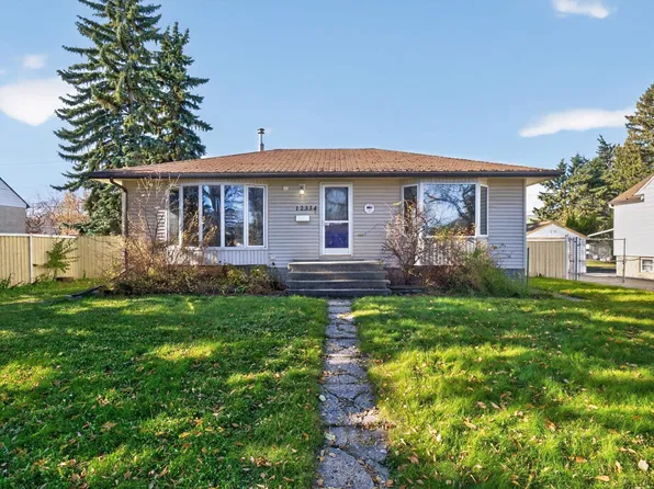 12334 79th St NW, Edmonton, AB T5B 2M1