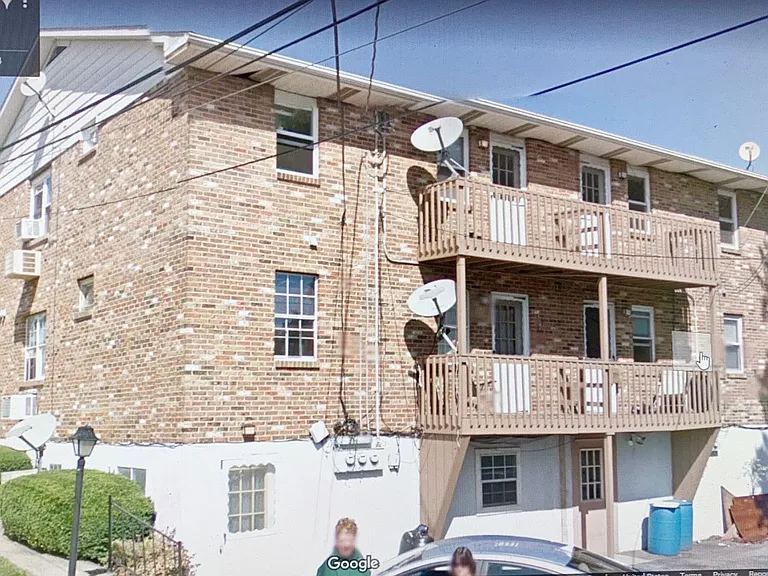1738 W Cedar St — Photo 6