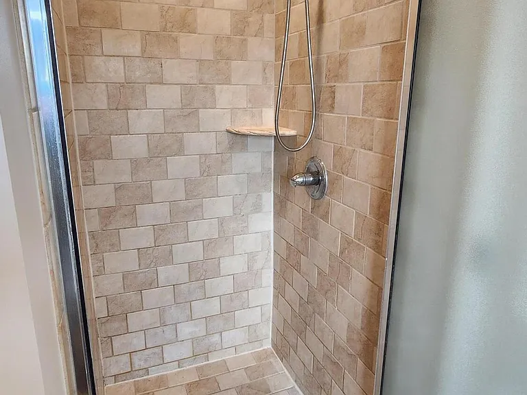 1574 Kessler Ave — Photo 19