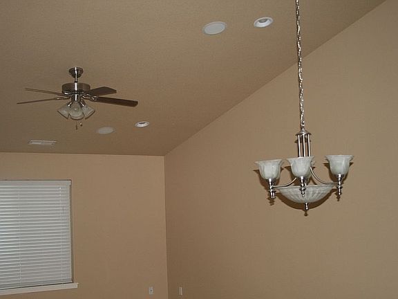 5th image of 6109 Dorchester Ct