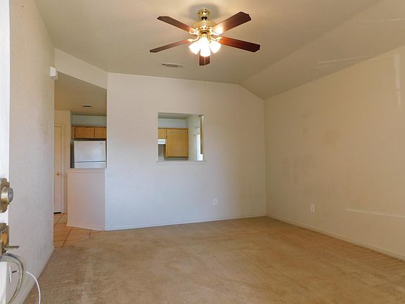 5th image of 2707 Seabiscuit Dr APT B