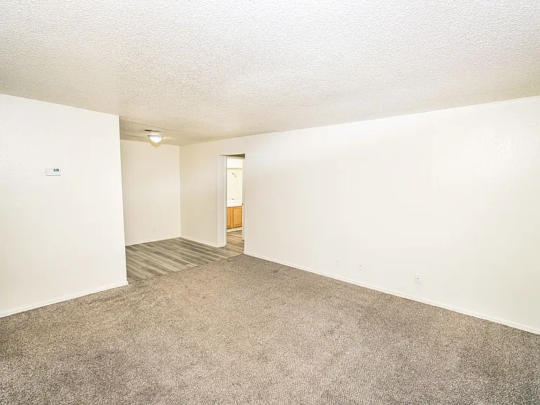 Tamarack Place Apartments — Photo 58