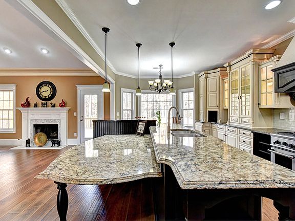 5th image of 1298 Hada Ct