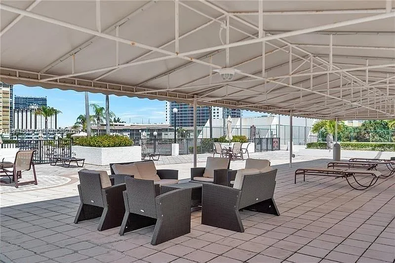 Building Photo - 1865 S Ocean Dr #12N