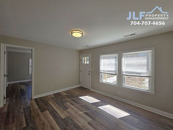 3rd image of 1320 Ware Ave