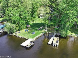 191 Moreau Rd, Tolland, MA 01034