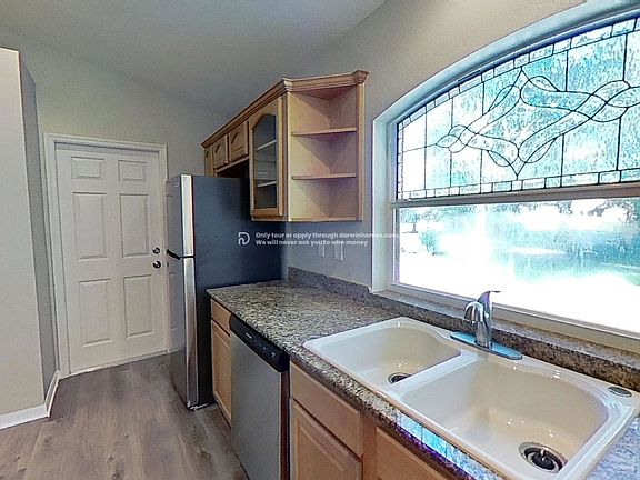 3rd image of 3610 Grove Terrace Dr