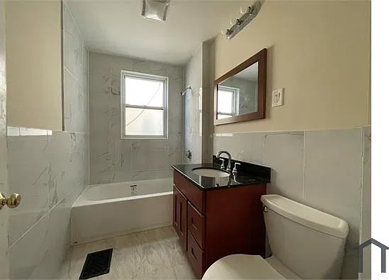 46 Neponset Ave #1