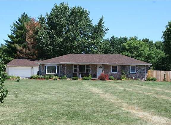 4th image of 1315 James Dr