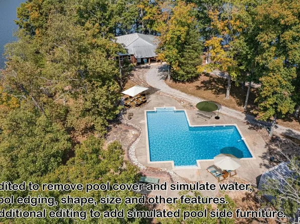 18459 N Miller Lake Ln, Mount Vernon, IL 62864