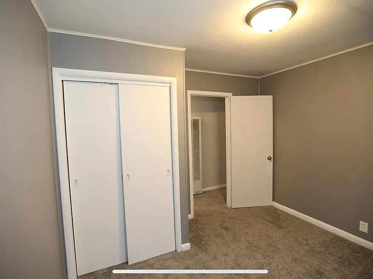 2107 Avenue D — Photo 29