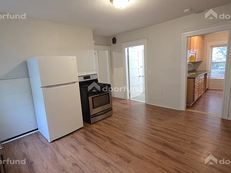 41 Freeland St #1 — Photo 17