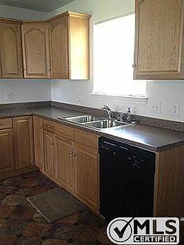 4th image of 128 Sunridge Dr