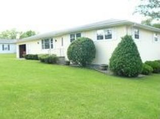 902 Elm St, Argyle, WI 53504