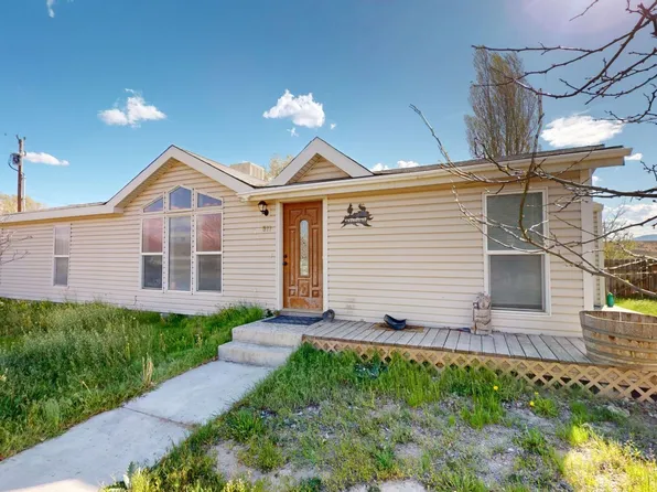 511 D St, Carlin, NV 89822