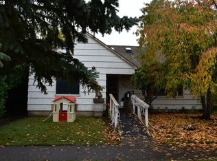 865 G St, Springfield, OR 97477