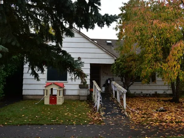 865 G St, Springfield, OR 97477