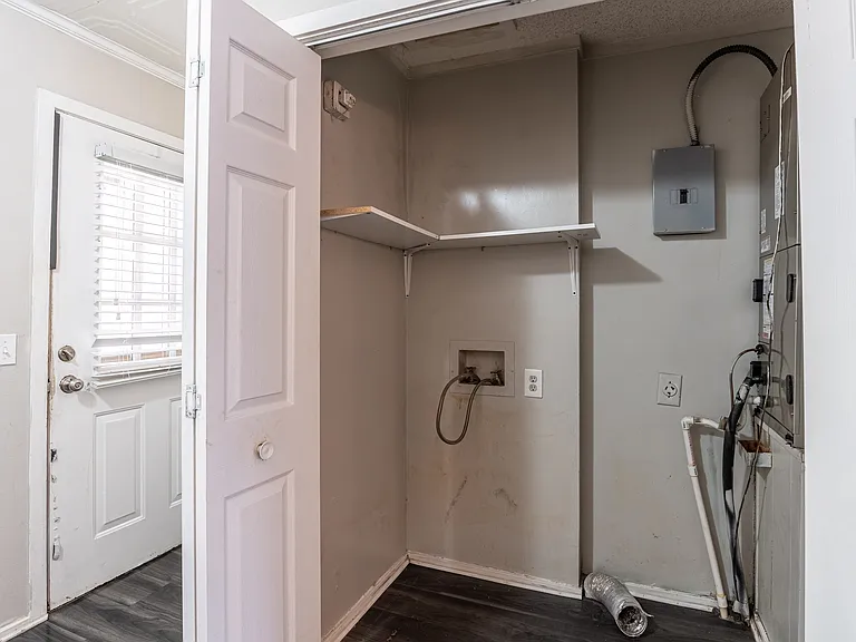 21 Canterbury Ct — Photo 14