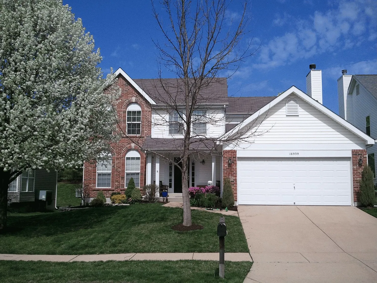 16939 Hickory Forest Ln photo 1