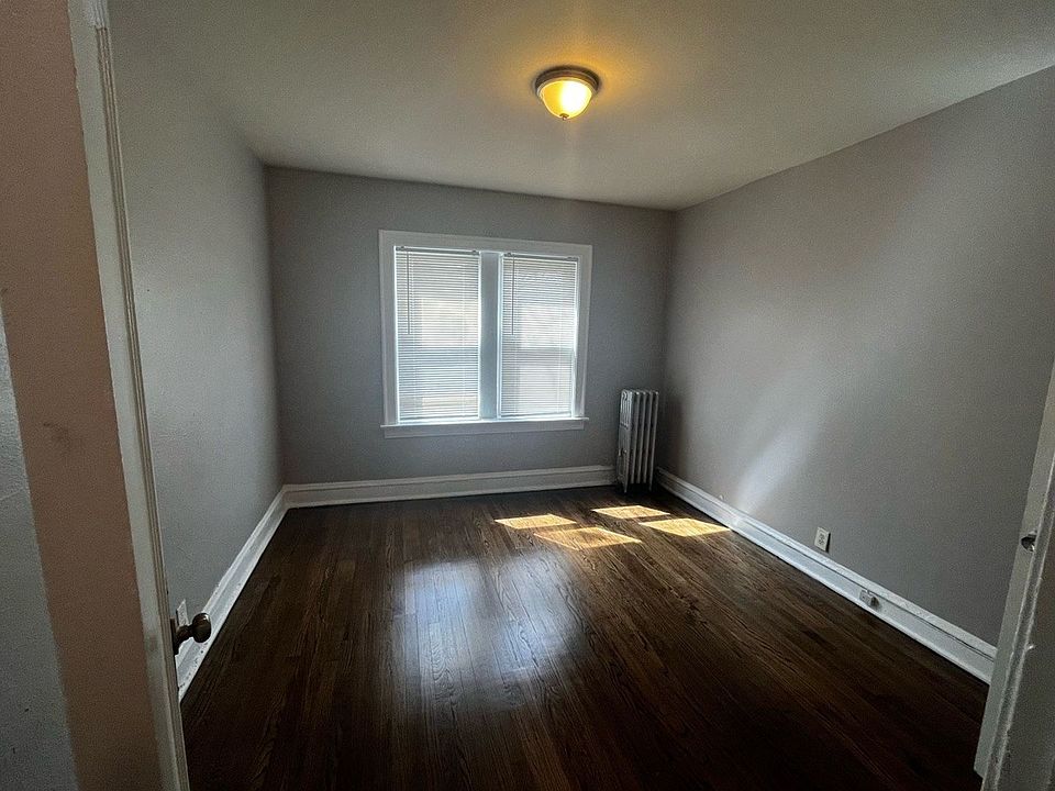 1st image of 7549 S Kenwood Ave #1336-2
