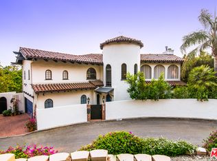 2827 La Castana Dr, Los Angeles, CA 90046
