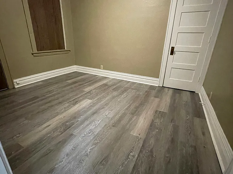208 E Howard St #1 — Photo 16