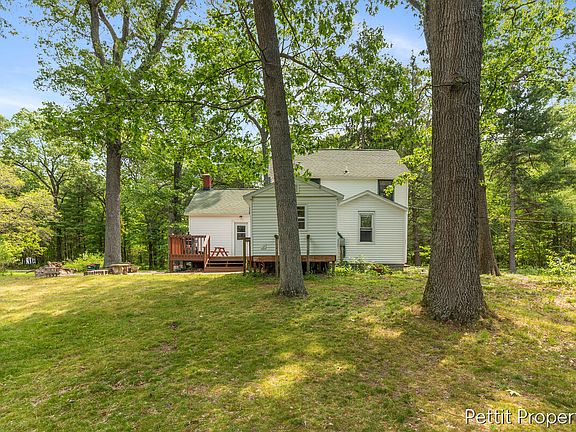 5th image of 1857 Simonelli Rd