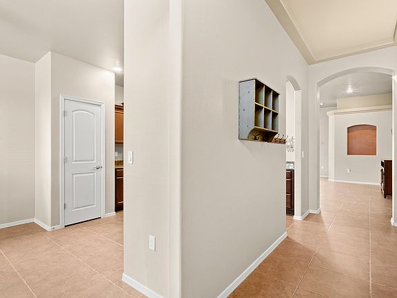 4th image of 3587 Sierra Del Sol Ave