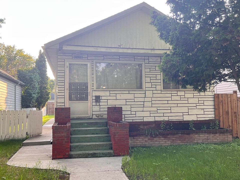 1st image of 11404 92nd St NW
