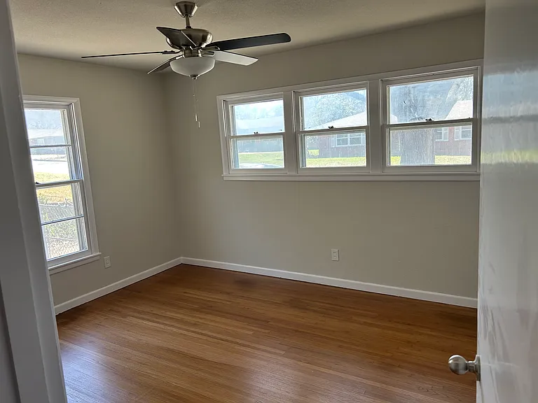 3404 Martin Lydon Ave — Photo 15