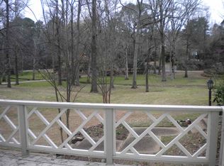 1910 Eastover Dr, Jackson, MS 39211