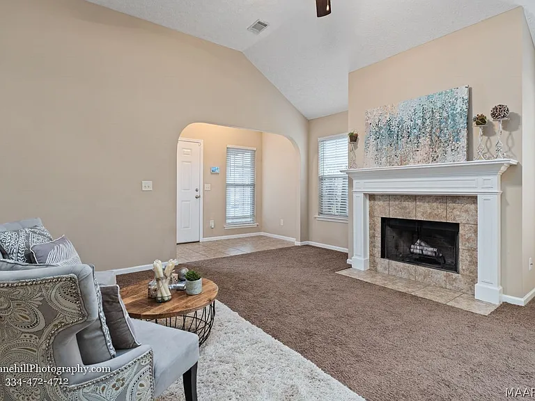 1641 Buena Vista Blvd — Photo 2