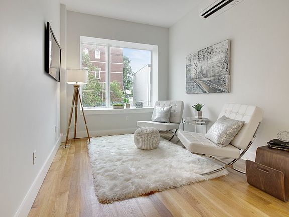 3rd image of 410 Lexington Ave APT 2A
