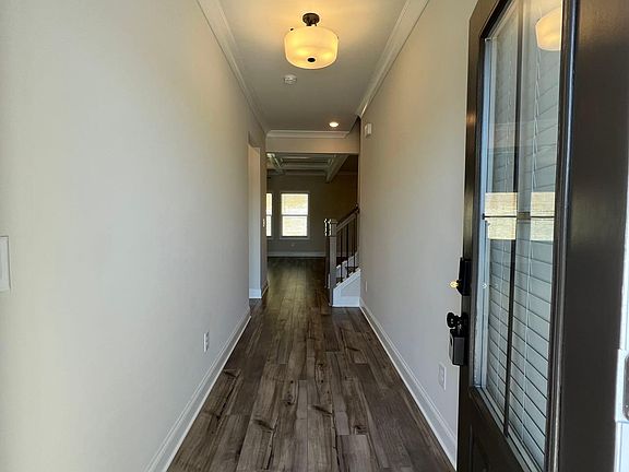 3rd image of 1731 Branthaven Ln