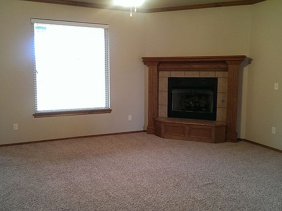 2nd image of 9009 NW 81st St