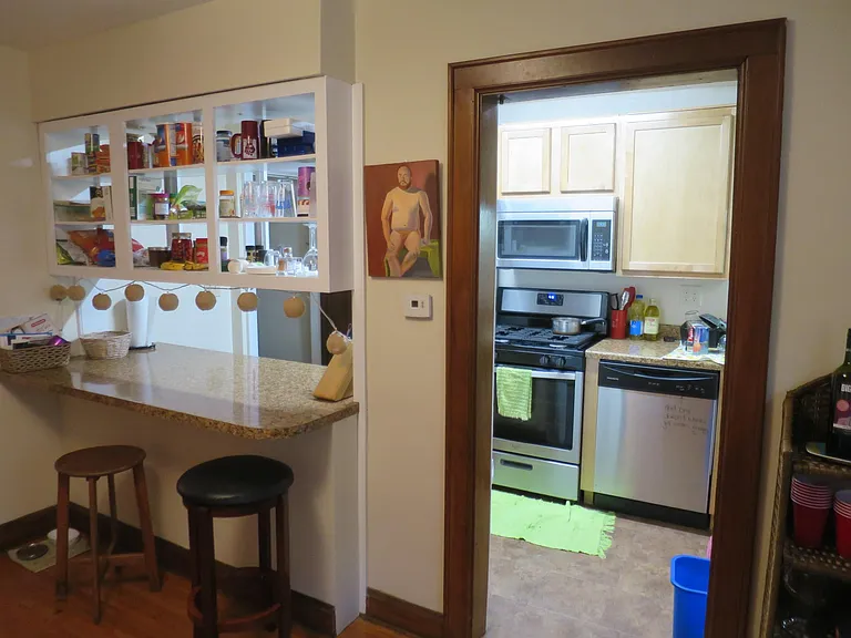 2686 Indianola Ave — Photo 9