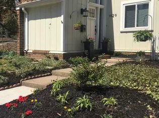 1429 Greenmont Ct, Reston, VA 20190