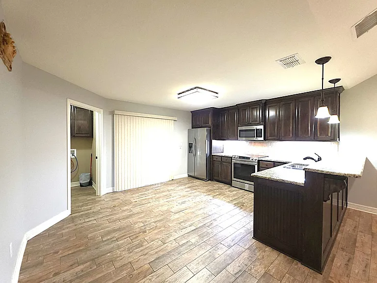 1424 Dogwood St — Photo 18