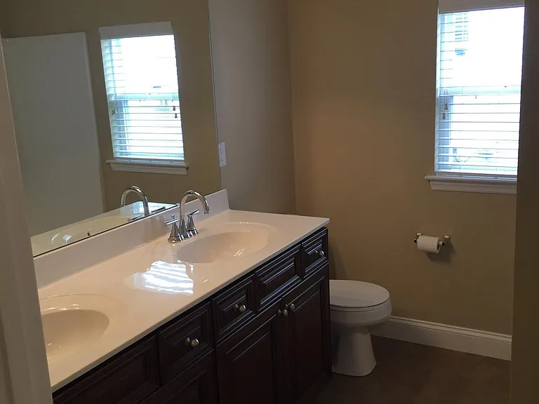 109 Fallon Villas Ct — Photo 36