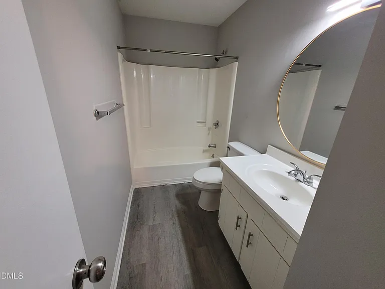 920 Jason Ct — Photo 17